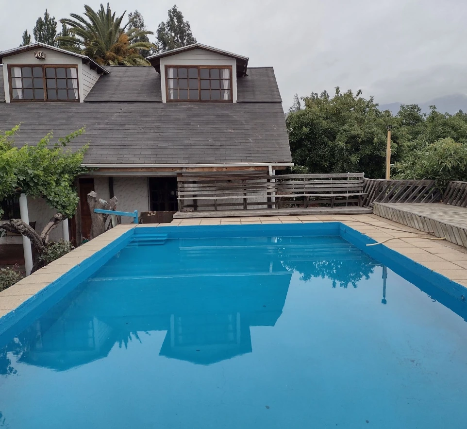Piscina Refugi Isla